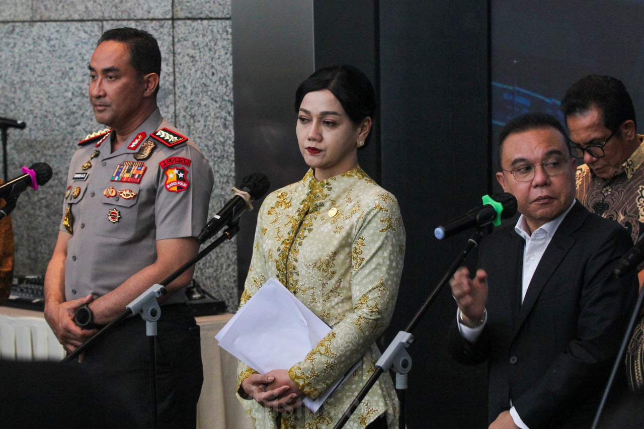 Kronologi OJK bongkar kasus saham DSSA, BREN, CUAN hingga denda Rp2,1 ...