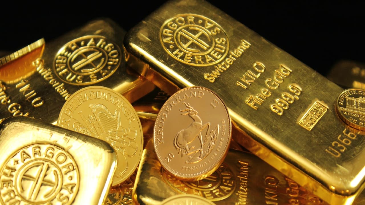 Gold, silver prices today, October 17: Check latest rates in Delhi ...