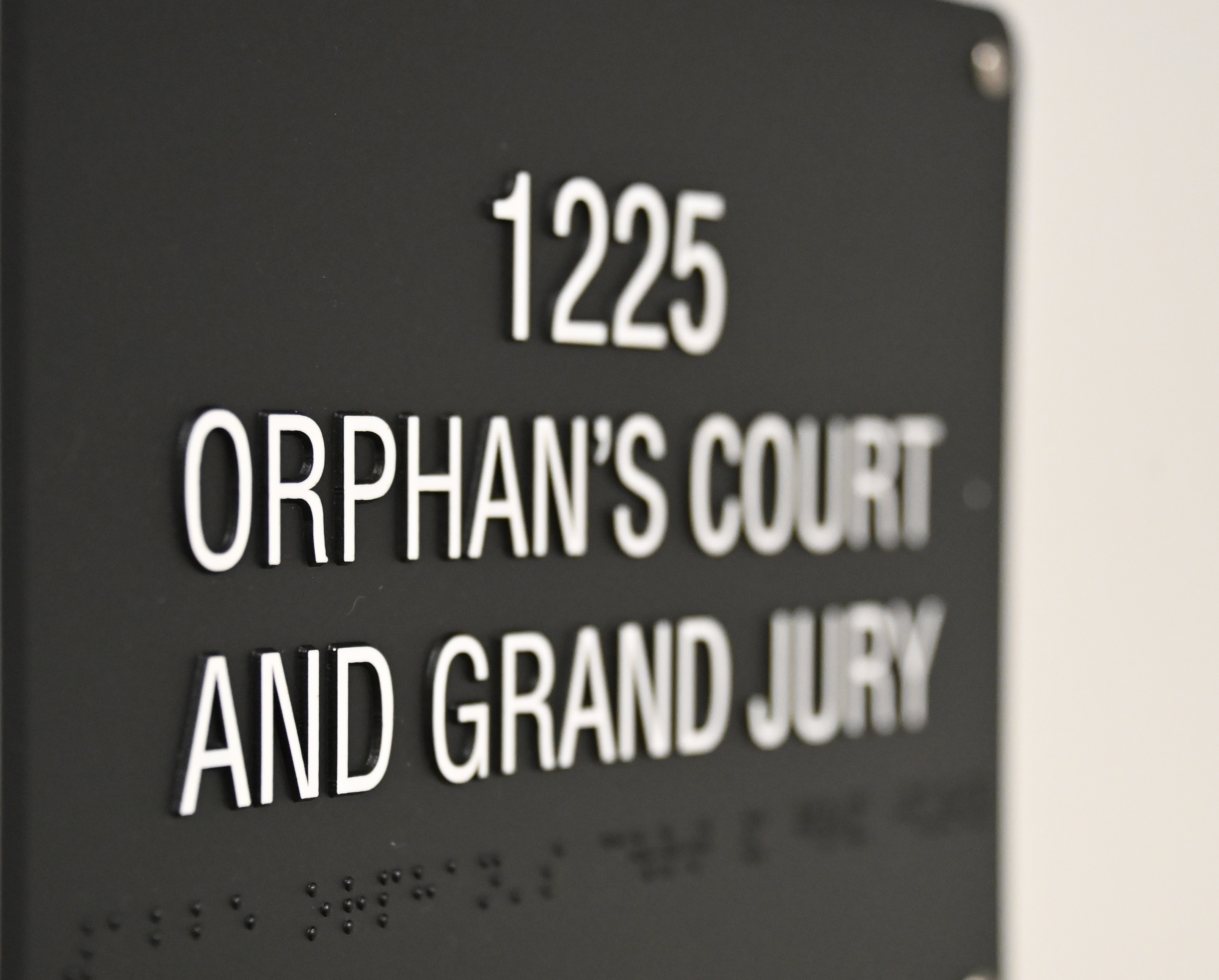 No license, no problem: Debate over qualifications for some Maryland judges