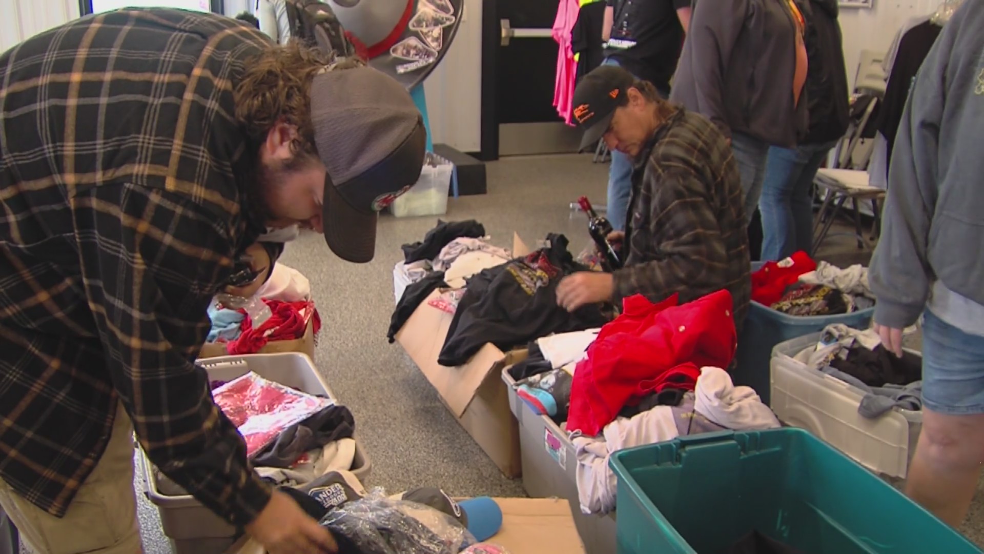 Pocono Raceway holds first ever vintage yard sale | 28/22 News