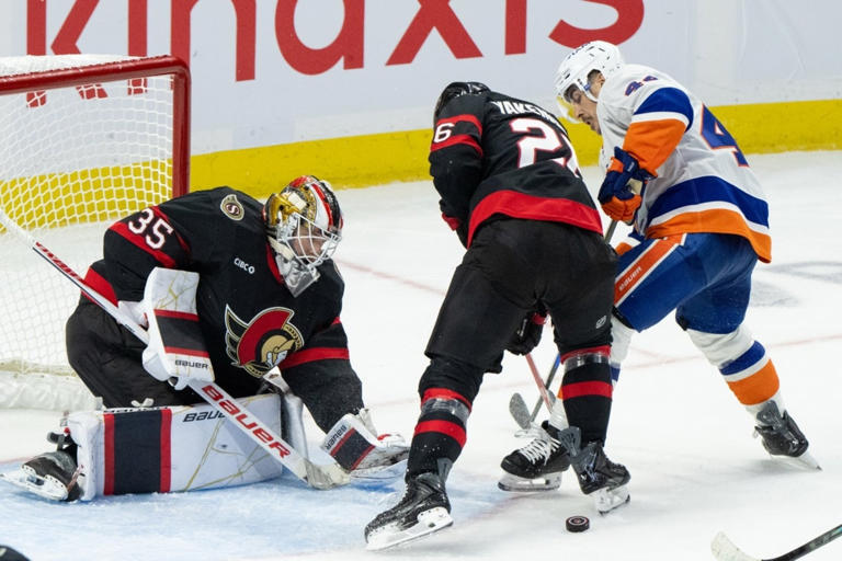 Linus Ullmark, defensive-minded Senators visit winless Flyers