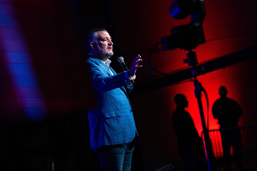 Pro-Cruz PAC launches seven-figure Spanish-language ad buy attacking ...
