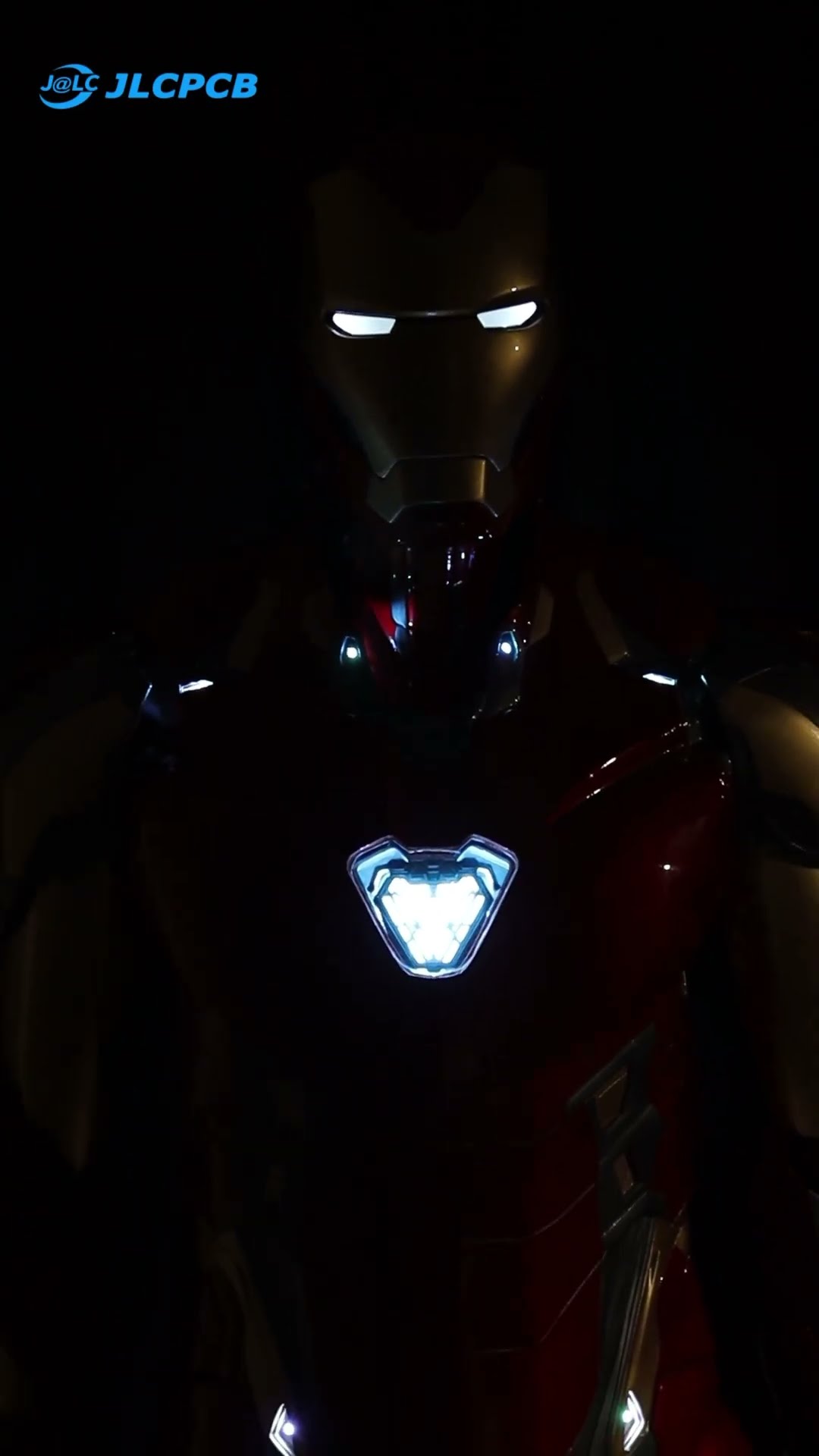 Building a life-size Iron Man suit with 3D printing (Infinity Gauntlet ...
