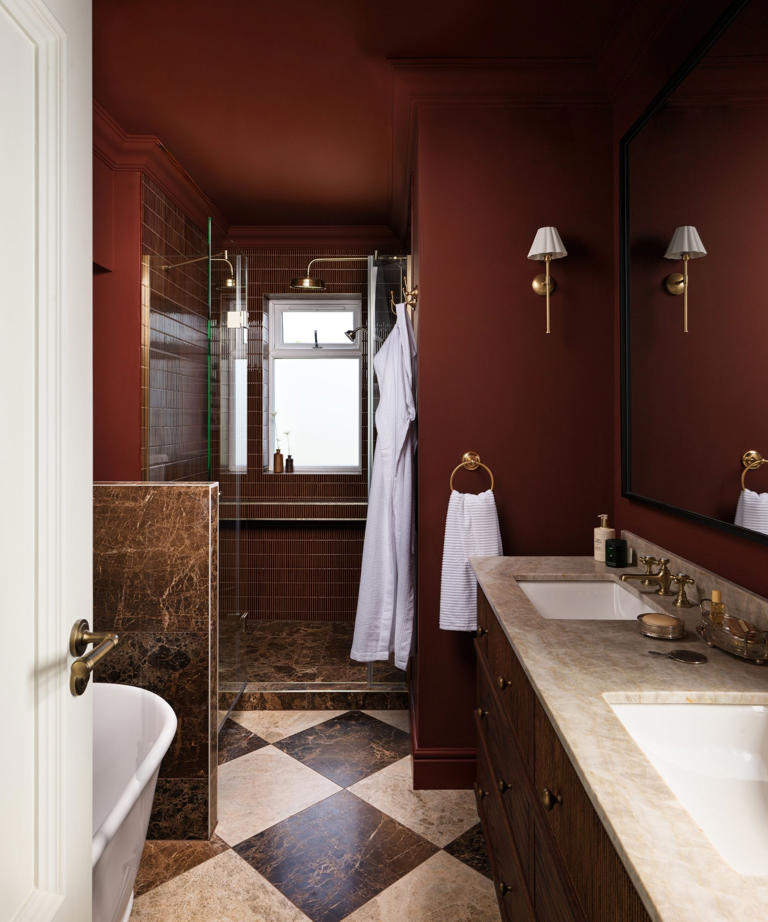 By Bye Boring Bathrooms – These Are the Bathroom Trends Transforming ...
