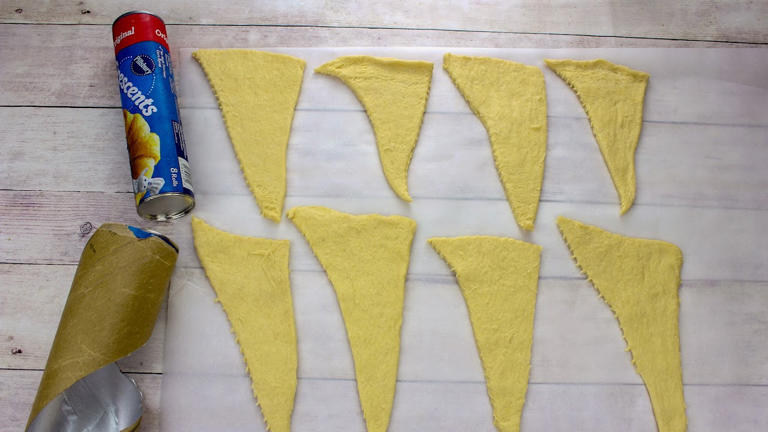 These Stuffed Crescent Rolls Will Be Fantastic Served At A Holiday Meal ...