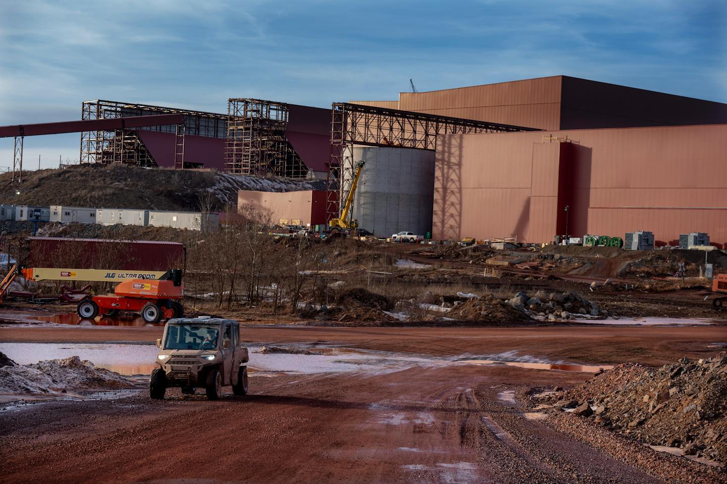 Iowa cheers a $15 billion steel mill deal. Minnesota offers a warning.
