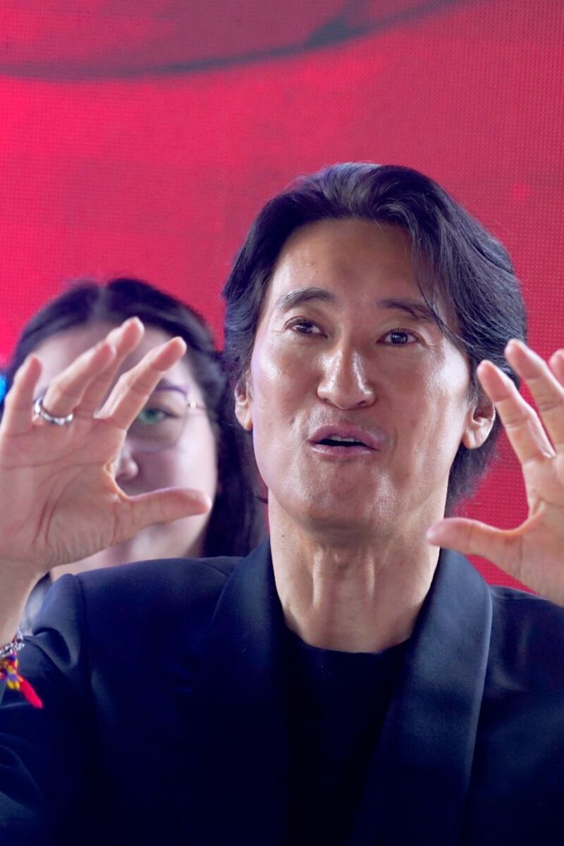 ¡De ‘Escalera al cielo’ a Guayaquil! Shin Hyun-joon desata la fiebre ...