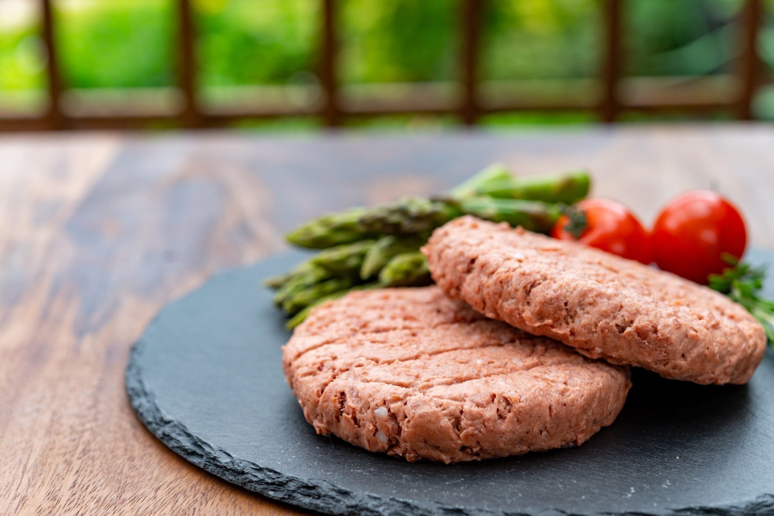 Après 60 ans, faut-il manger deux fois plus de protéines pour préserver ...