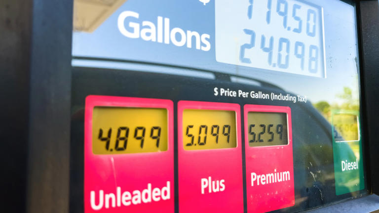 $17.5K gas station fine shows why you can't always trust the price on ...