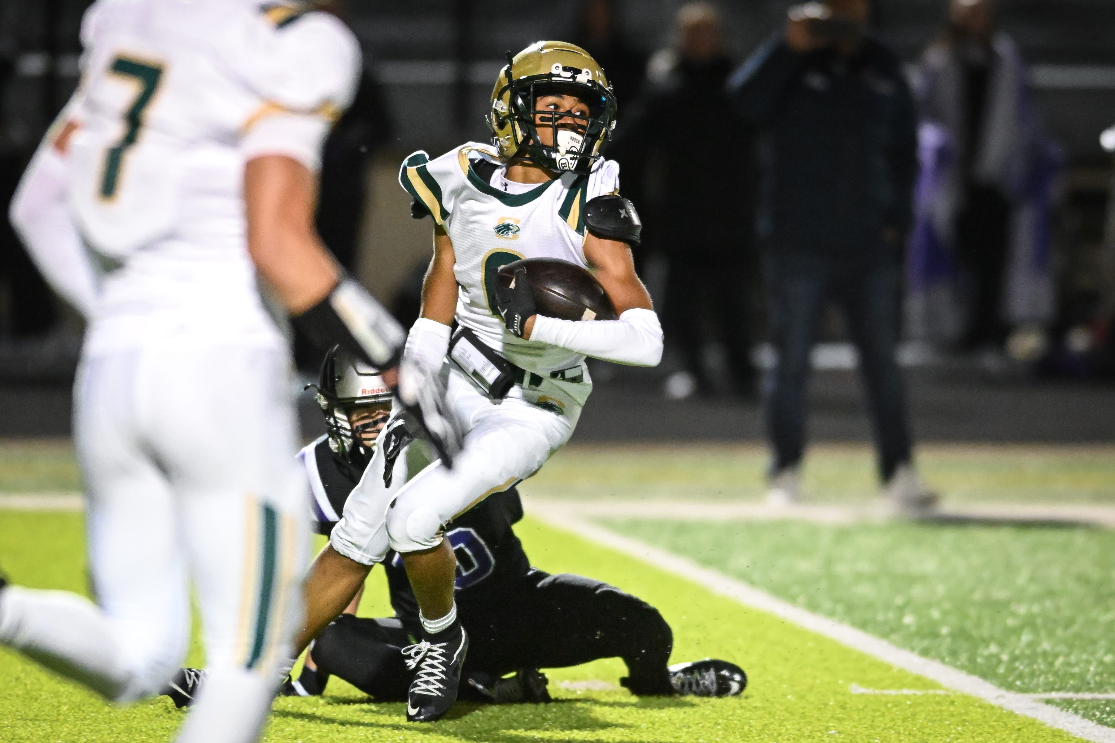 Vote for the Journal Sentinel play of the week, week of Oct. 12-17