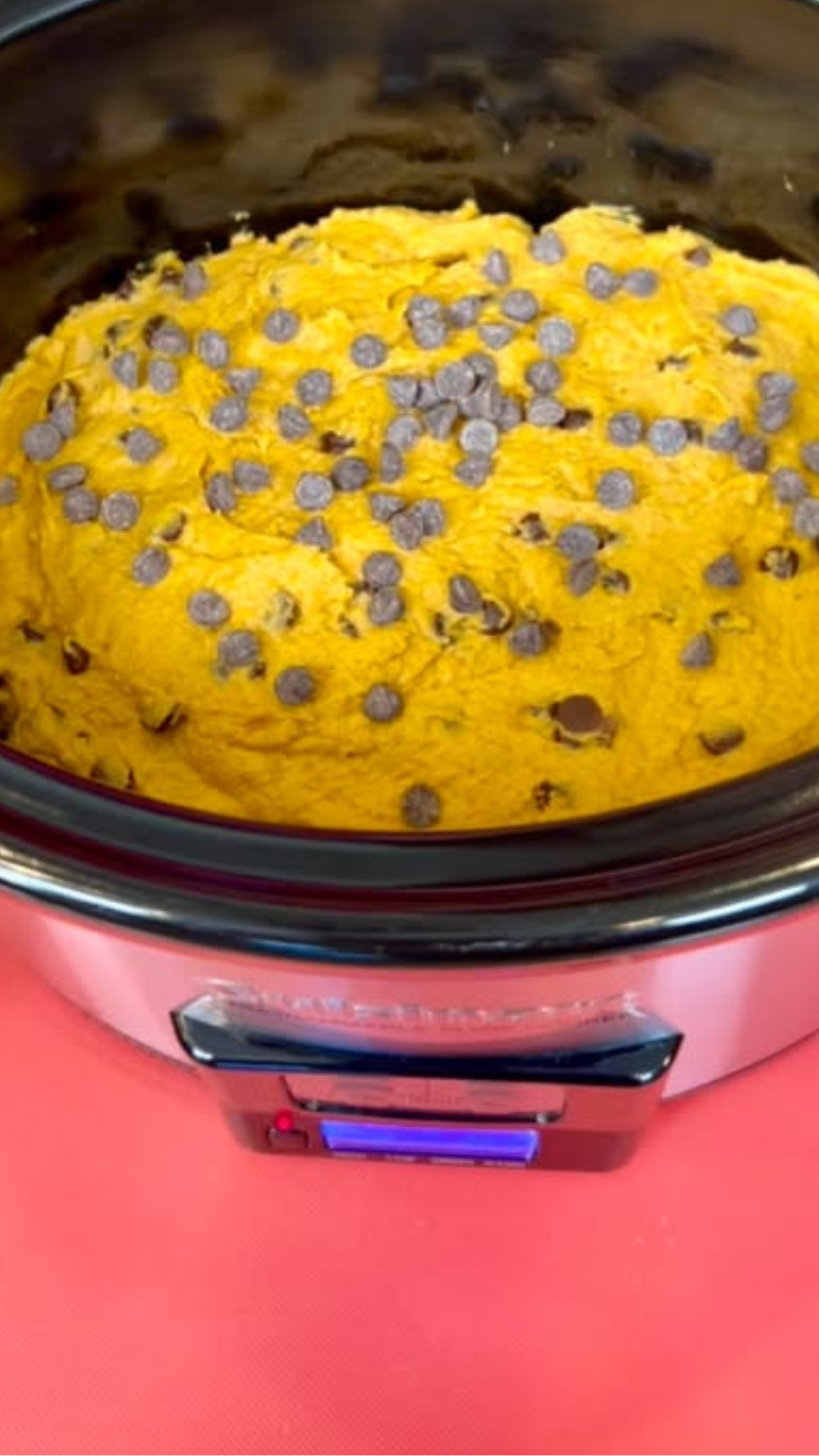 Crockpot pumpkin bread made easy with this genius trick!