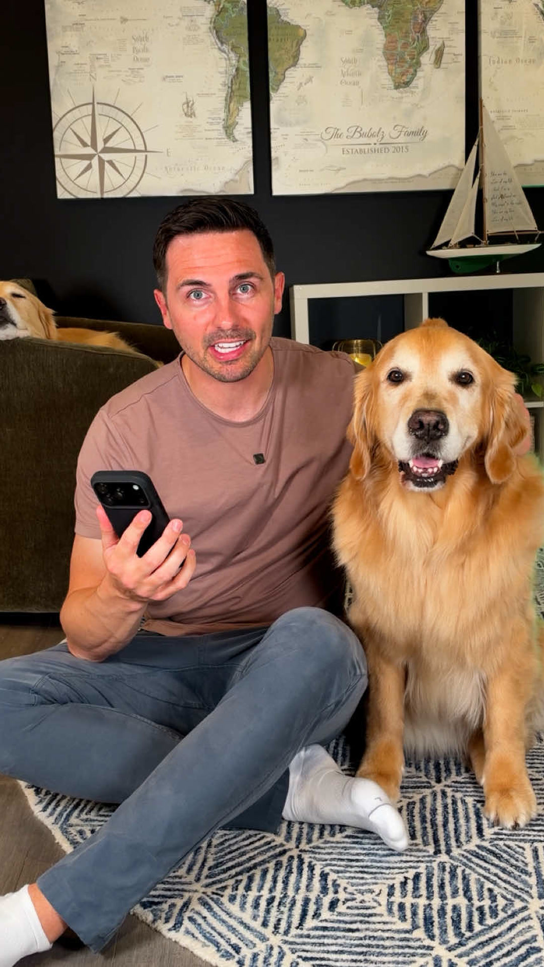 Two golden retrievers prove that dog friendly places don’t always live ...