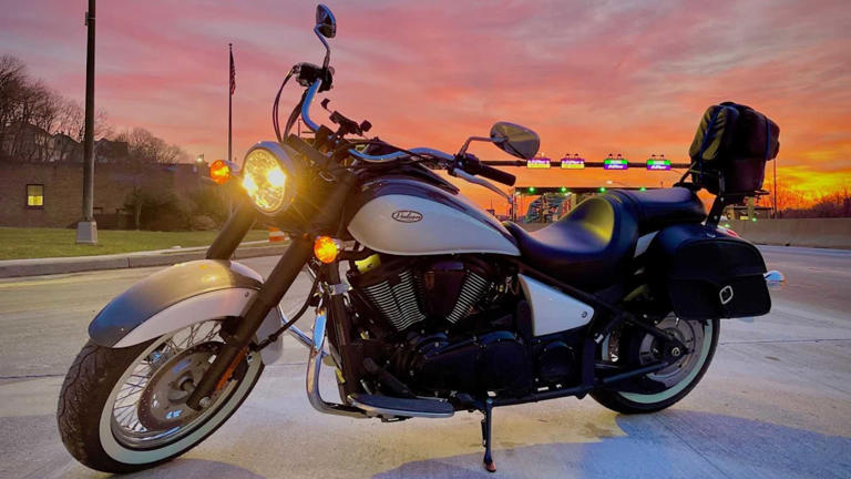 The 903cc V-twin that barely changed since 2009 and outlasts Harleys ...