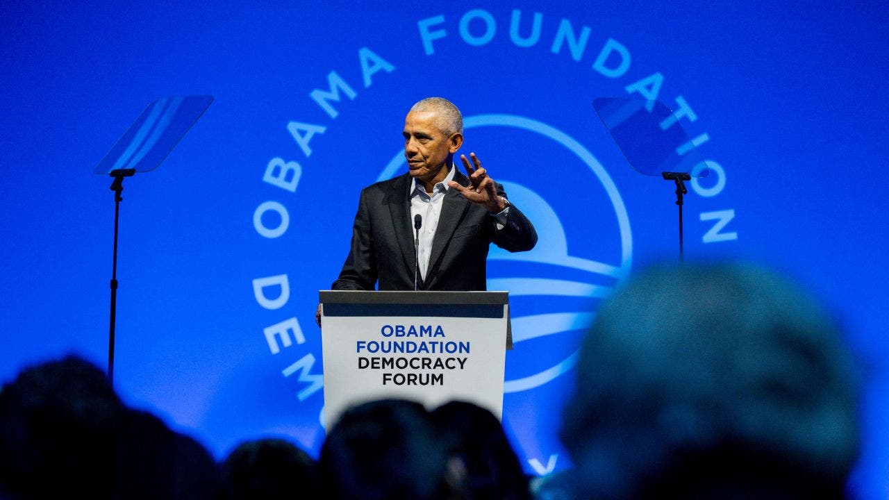 Income inequality at Obama Foundation, as brass thrives and rank and ...