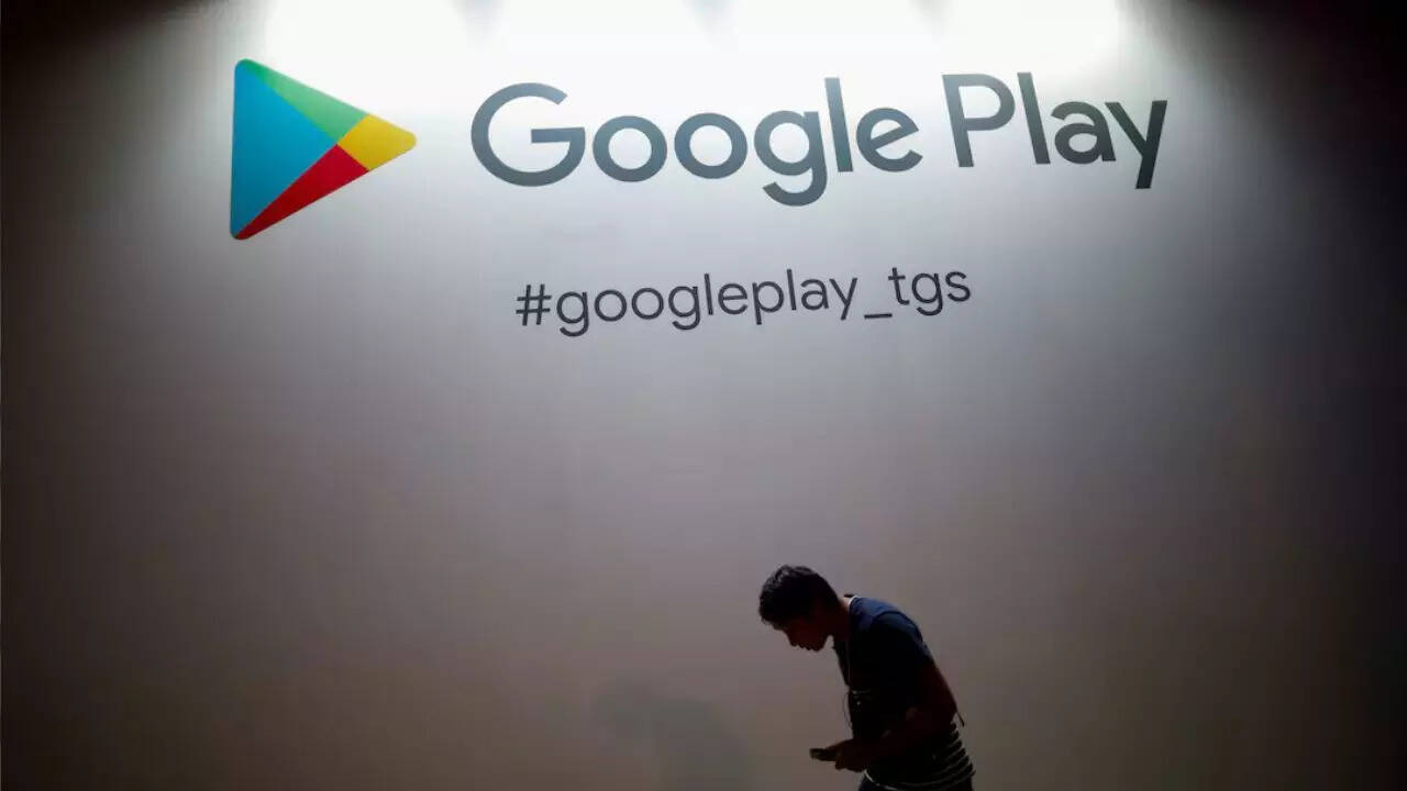 Fake Google Chrome app with over 1 lakh downloads found on Google Play ...