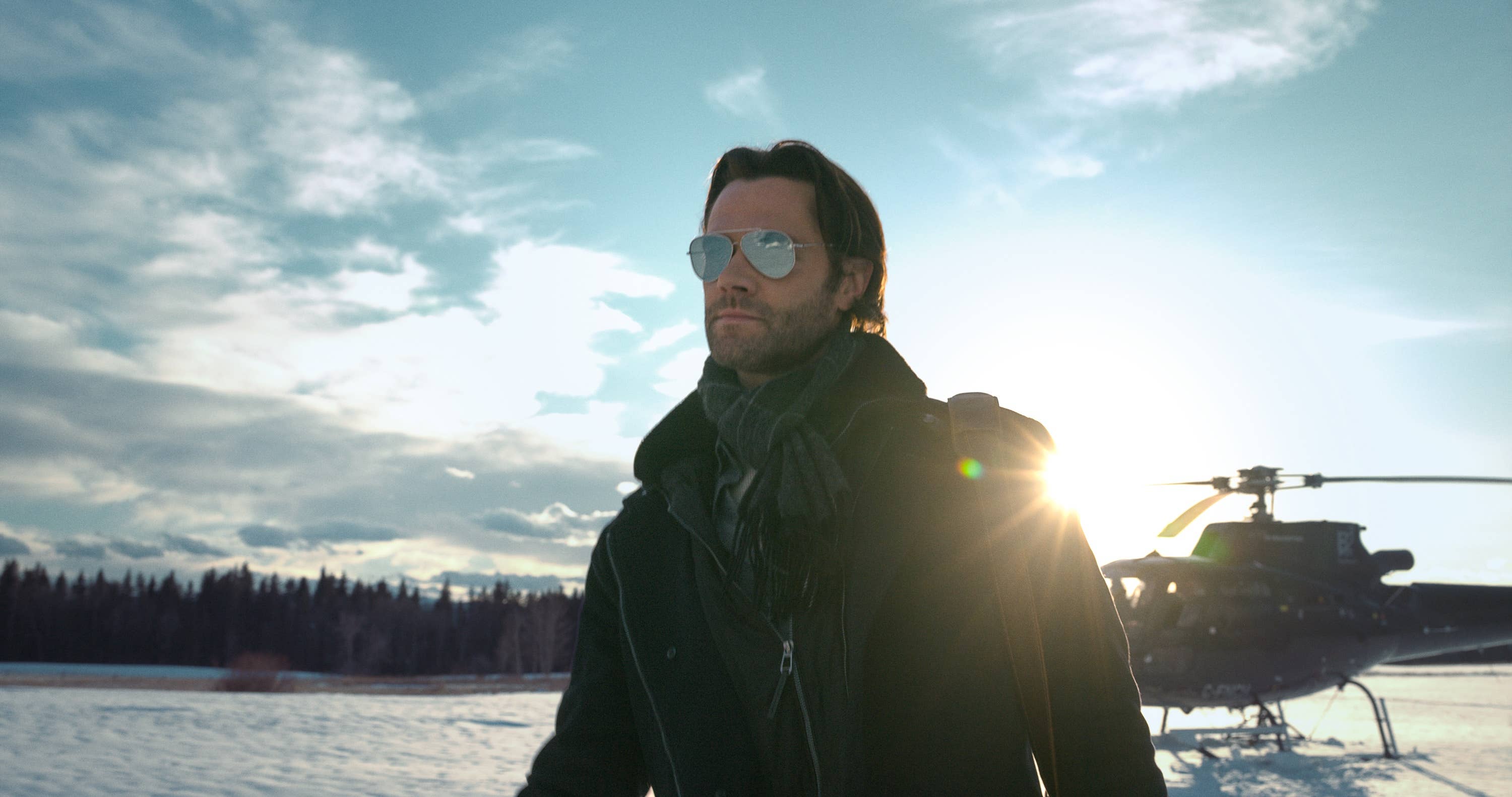 Jared Padalecki and Leighton Meester star in Netflix's holiday rom-com ...