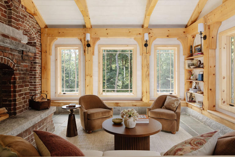 This SC native blends traditional, modern building techniques for homes ...