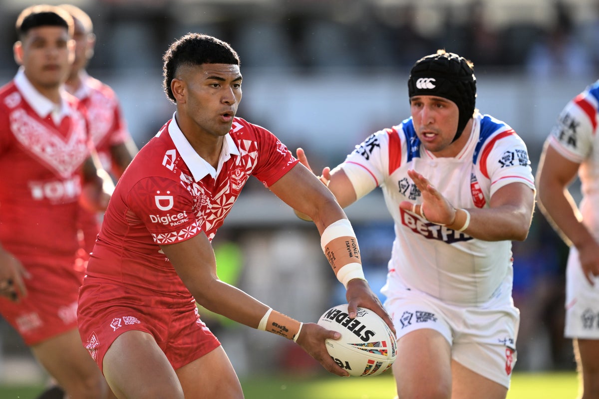 England suffer early blow to Rugby League World Cup hopes with loss to ...