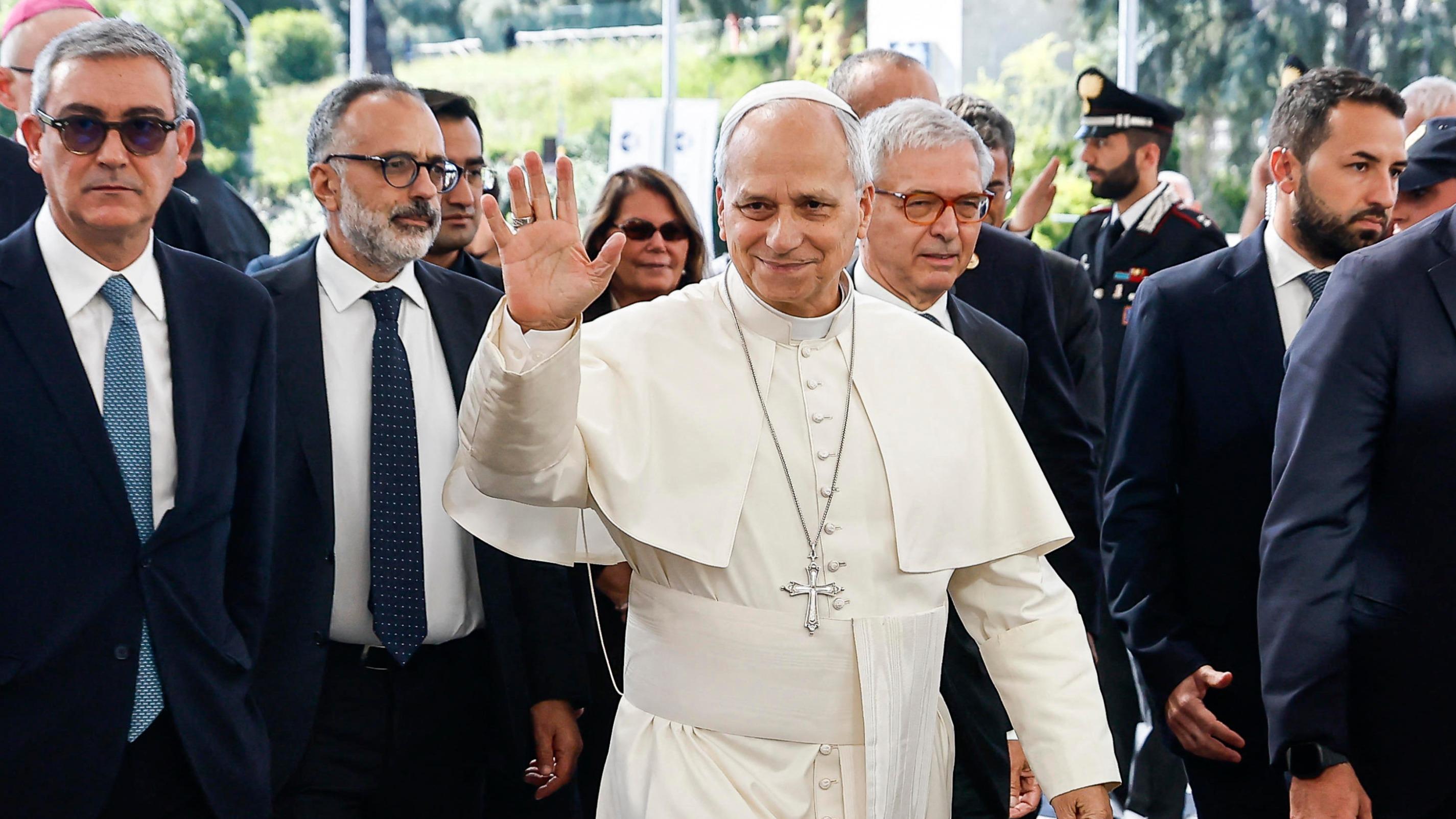 Le pape Léon XIV opéré à la suite d’un nodule au poumon à l’hôpital ...