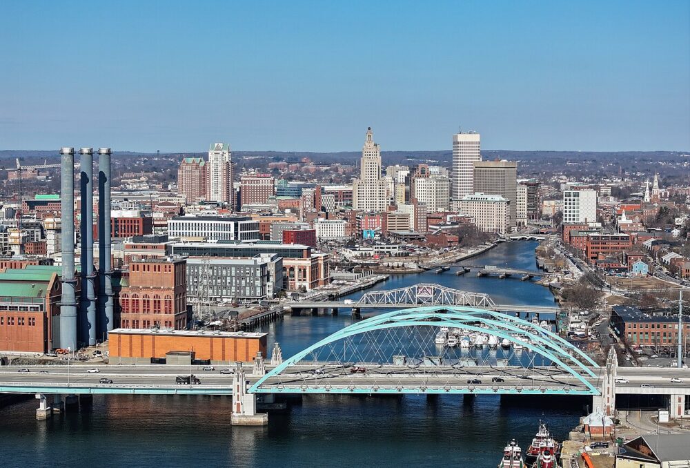 13 underrated cities for a three-day solo fall break