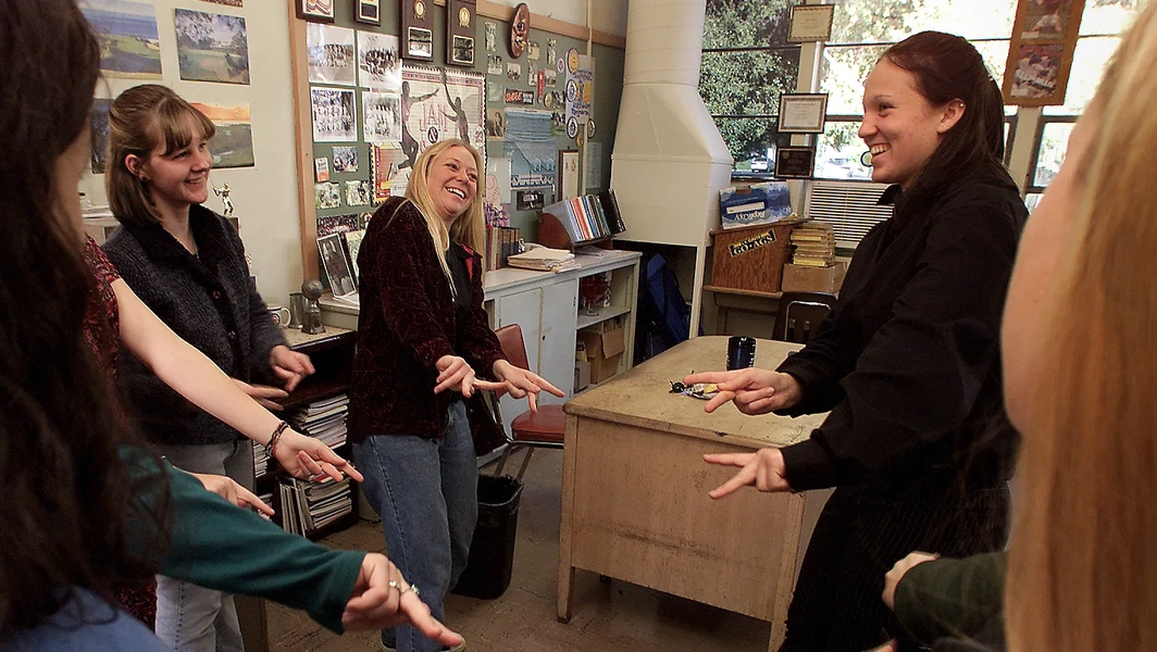 4 key insights on learning and teaching ASL