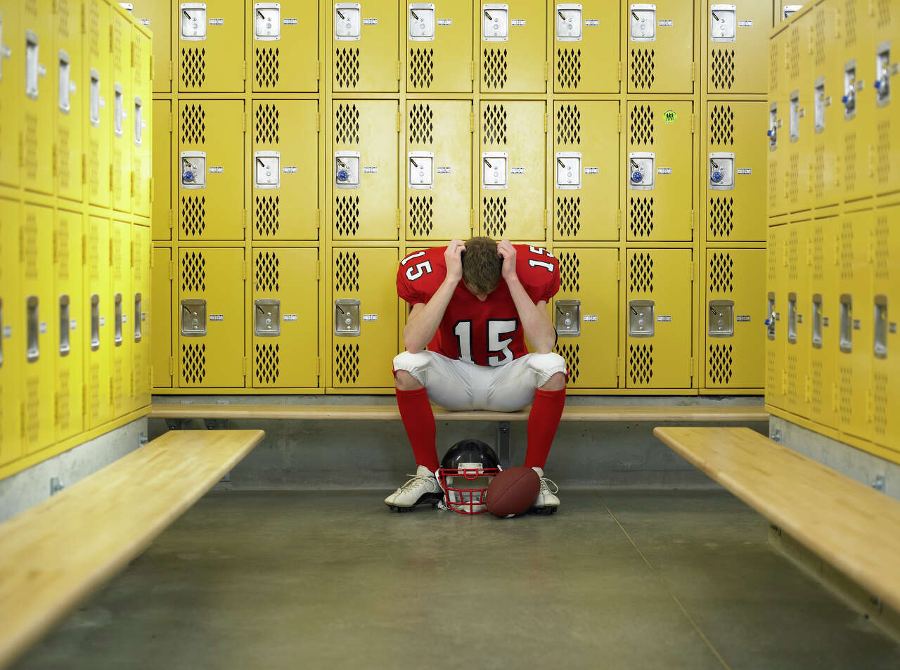 Signs of concussion to watch for in student athletes
