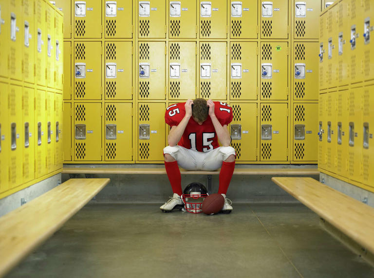 Signs of concussion to watch for in student athletes