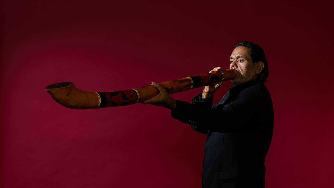 Sacred Pathways concert tour: sitar meets didgeridoo in sacred space ...
