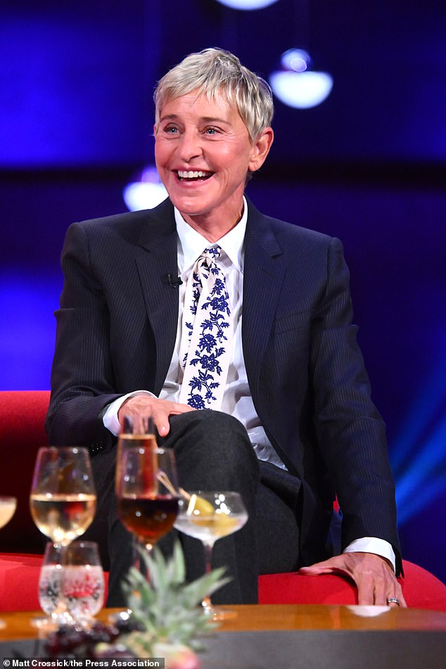 Ellen DeGeneres baffles fans with 'awkward' Graham Norton appearance ...