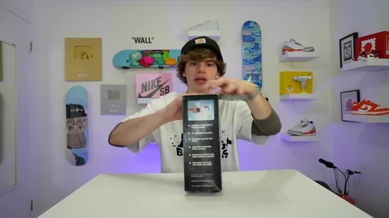 Connor TV unboxes Chia Pet, Slap Chop and ShamWow from TV commercials