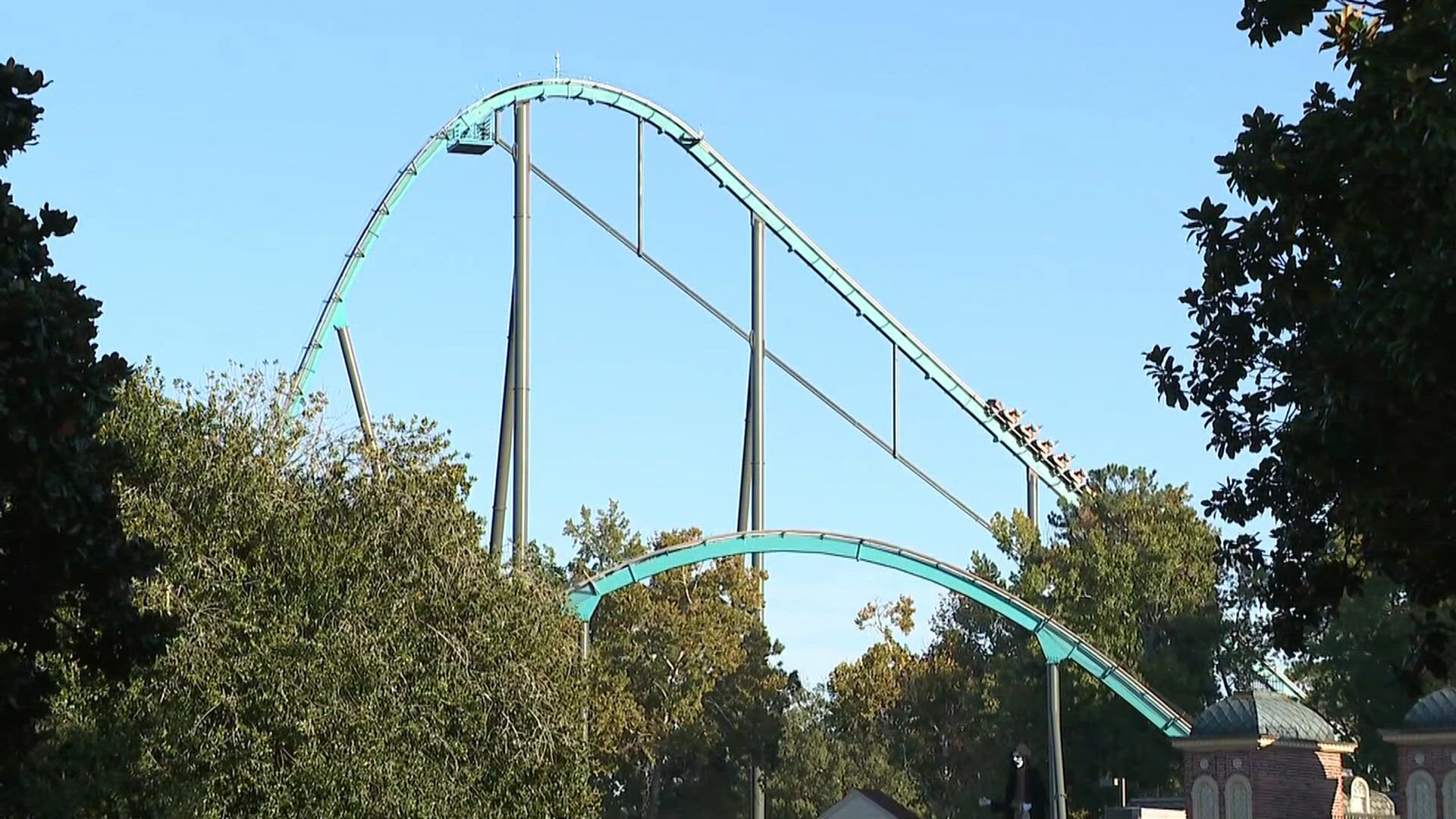 Six Flags Atlanta reopens after roller coaster death investigation