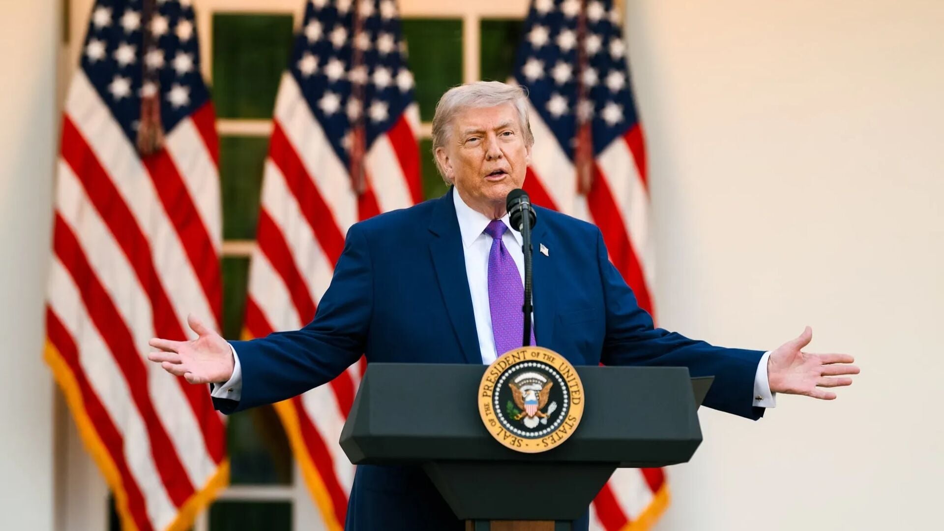 Trump stumps for Collins, Jackson in Georgia