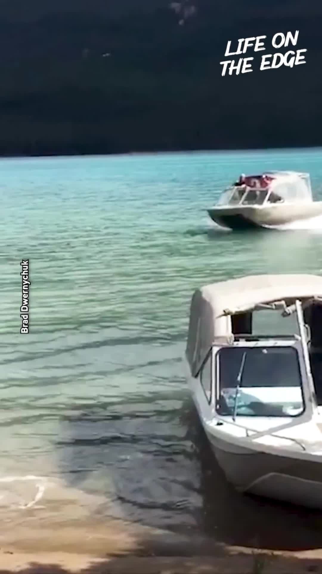 Speedboat’s high-speed run takes an incredible turn