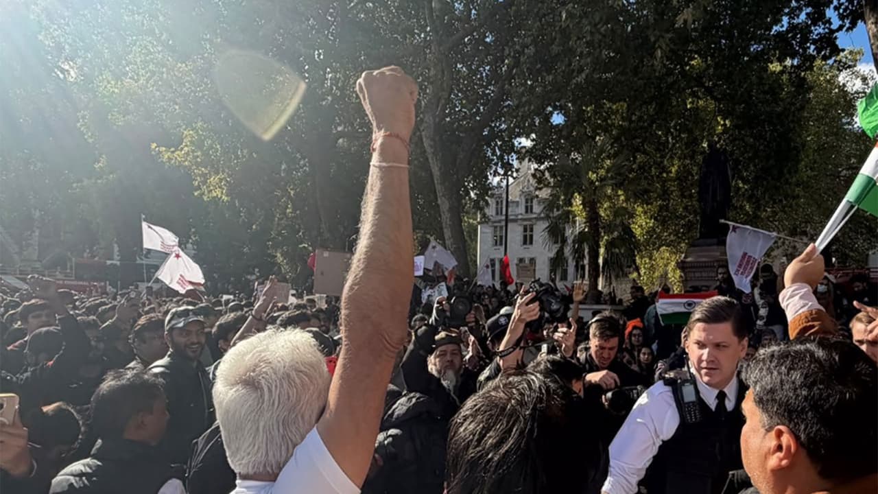 Indian political protests hit London, diaspora divided over CJP, ECI