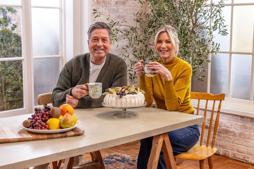 Axed MasterChef judge John Torode and wife Lisa Faulkner flog £1.8m ...