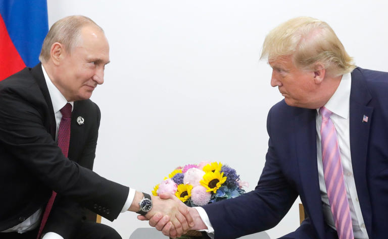 Richard Branson accuses Trump of appeasing dictators — and asks what he ...