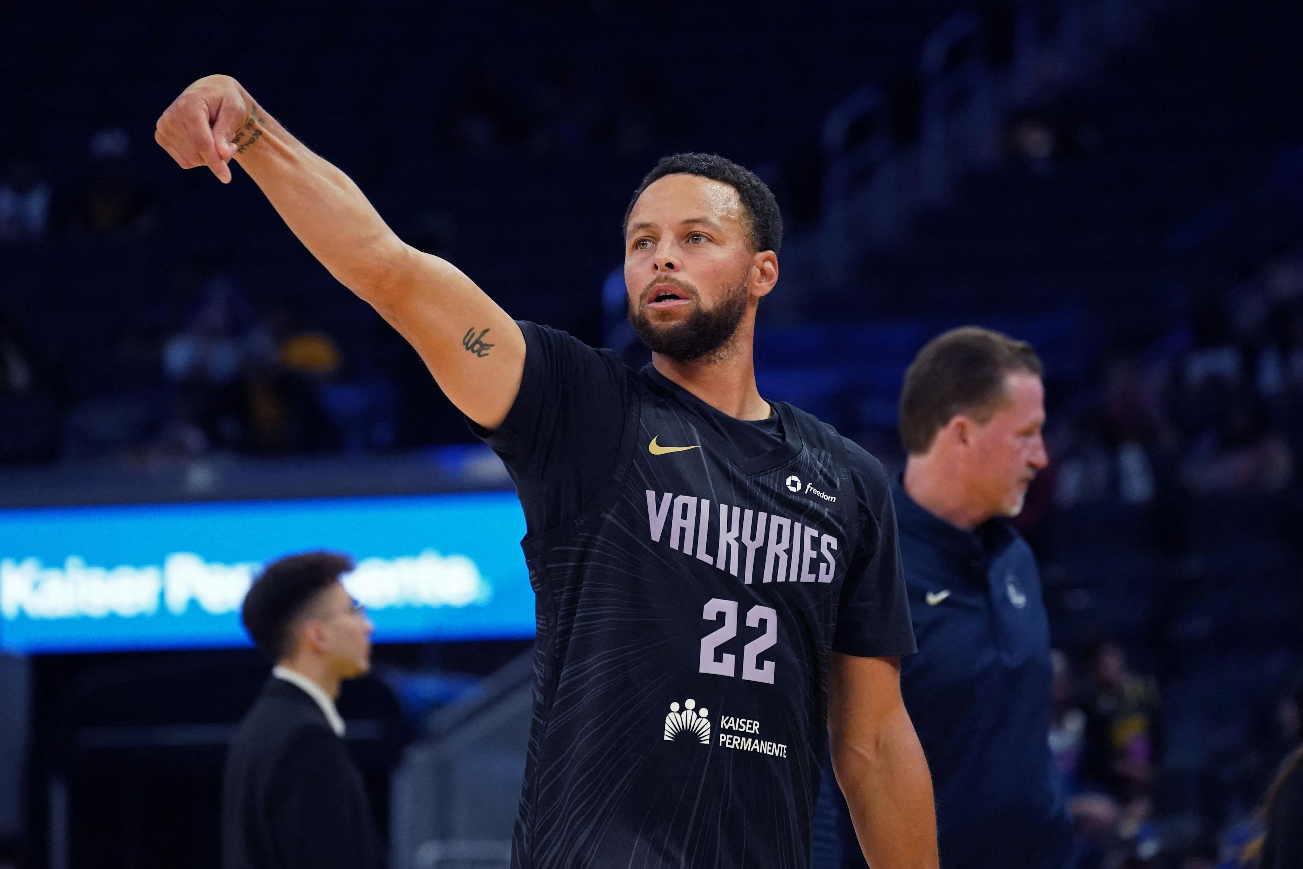 Steph Curry reps Veronica Burton's Valkyries jersey before WNBA Finals