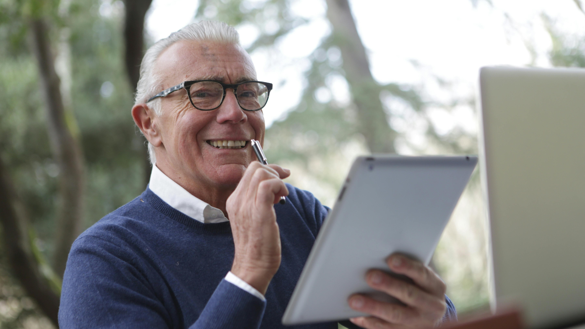 10 signs you can't retire & 10 signs you should go for it