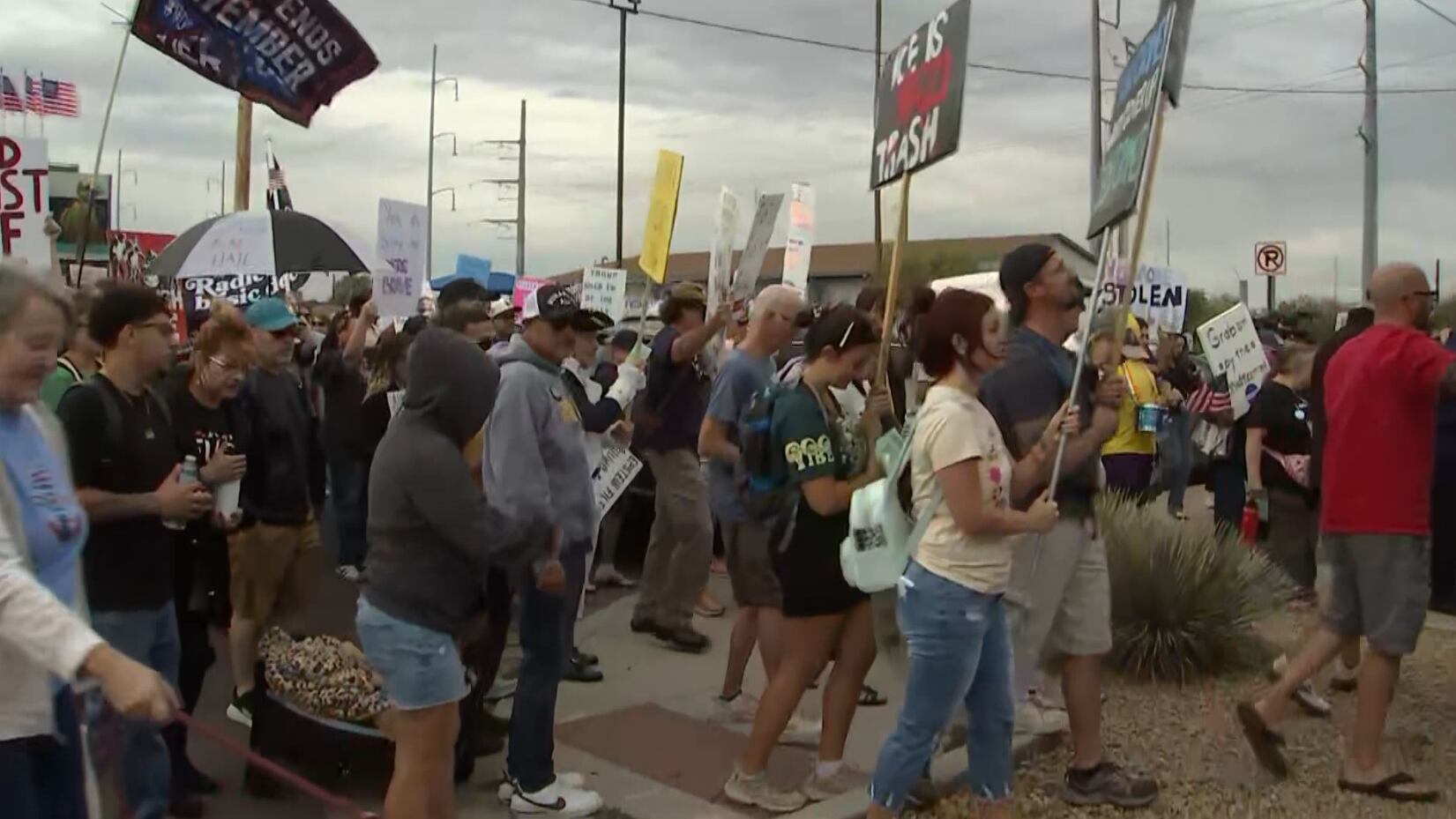 This is your ticket: No Kings protests push early voting across Arizona ...