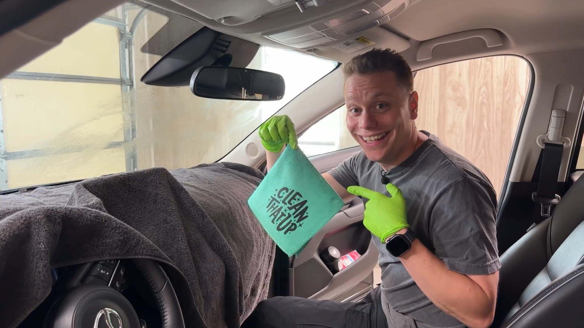 How to clean the inside of your windshield