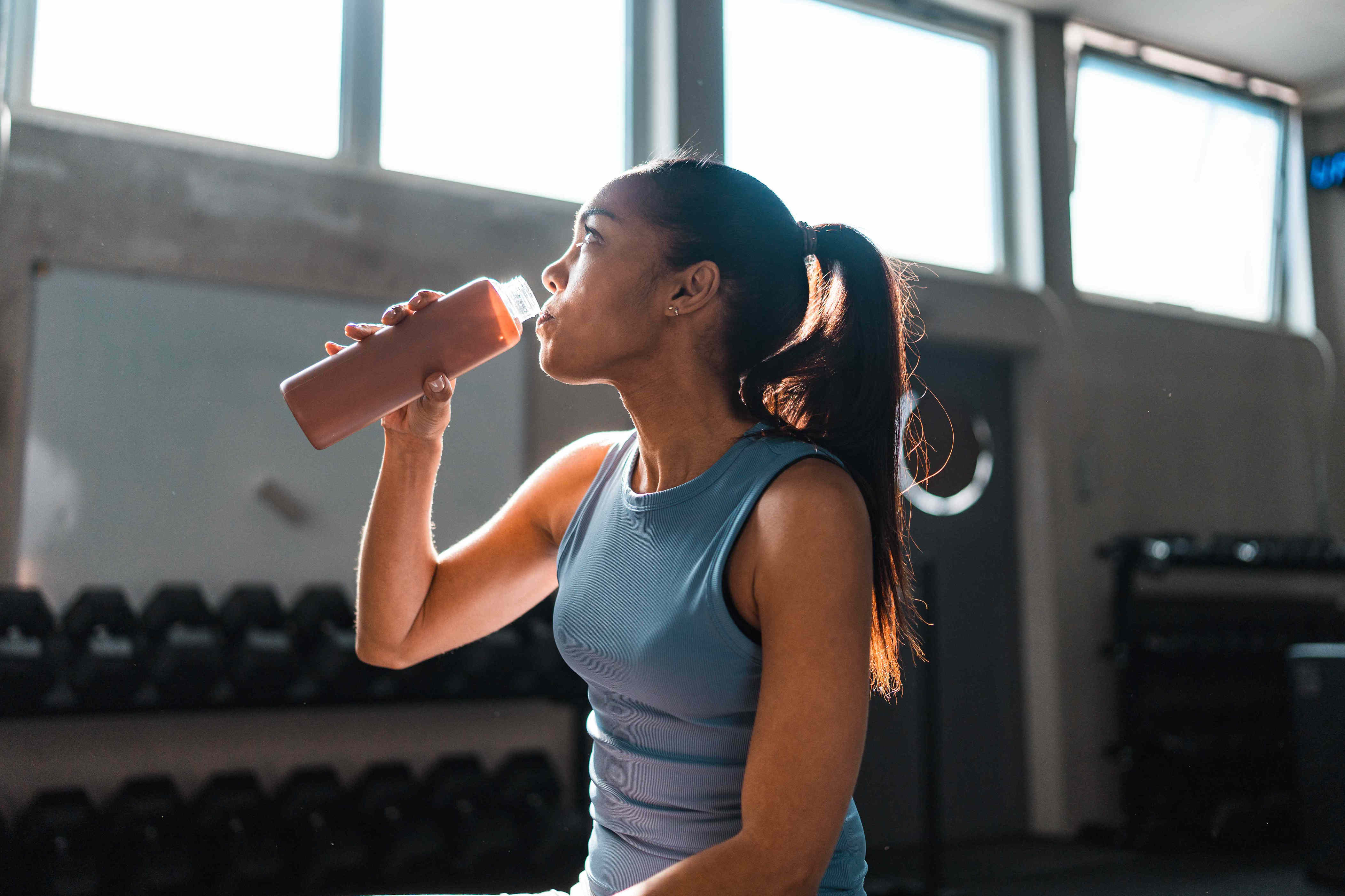 The best pre-workout drink to boost performance, according to a sports ...