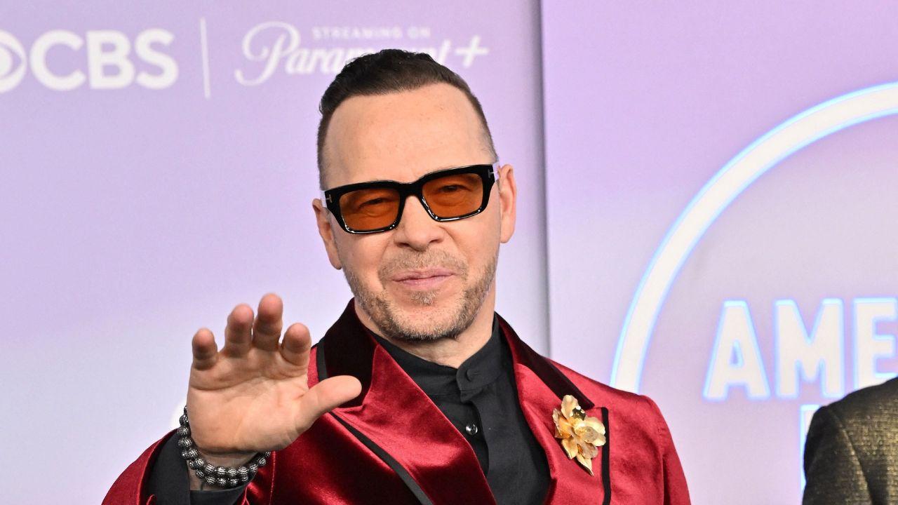 Donnie Wahlberg hints at Tom Selleck's potential return to 'Boston Blue ...