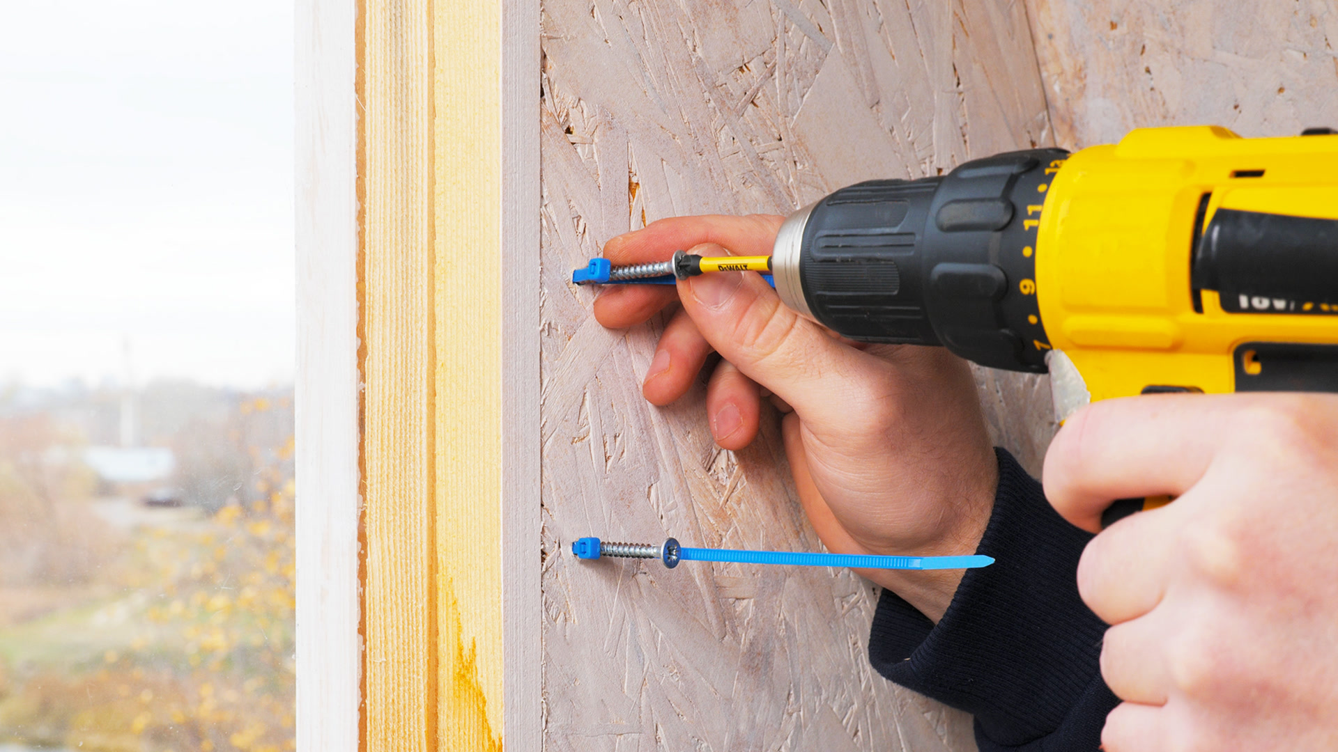 Simple home repair tricks that help fix common problems without hiring ...