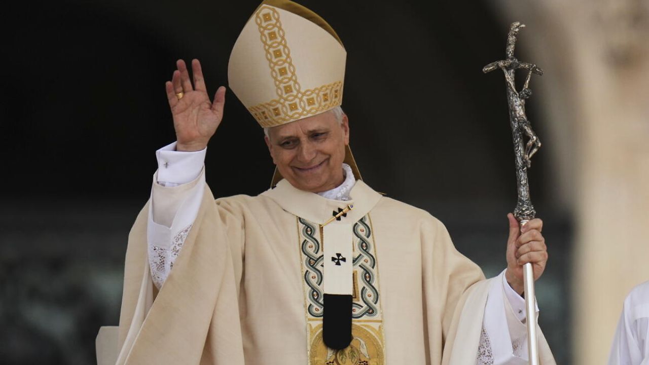 Pope Leo leaves hospital days after surgery to remove cancerous lung nodule