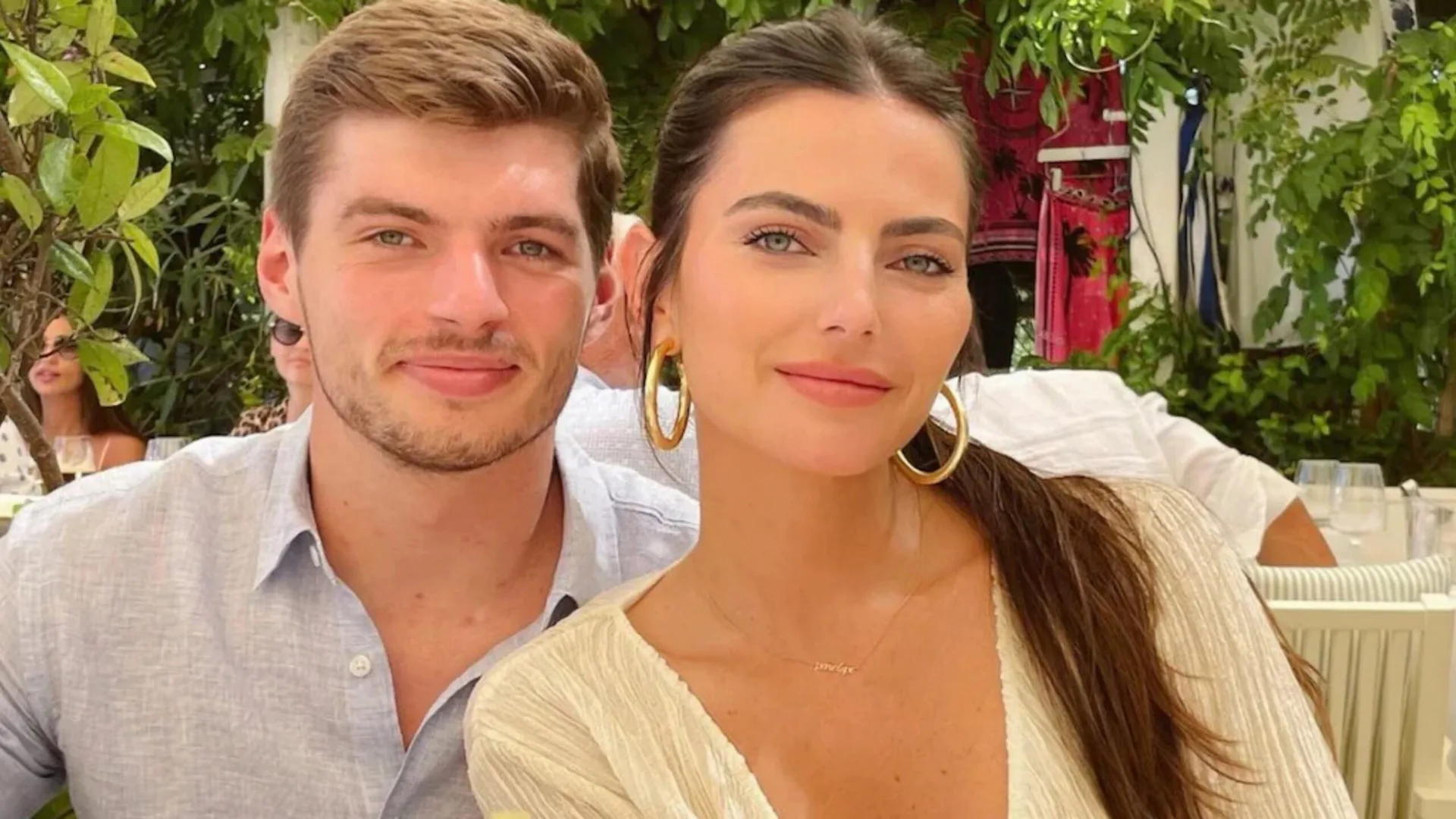 Salaris rekensom: dit belachelijke bedrag verdient Max Verstappen per ...