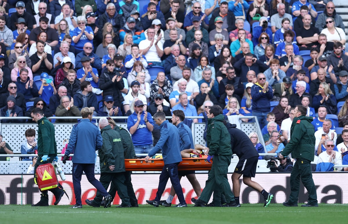 Martinez rushed to hospital after horror clash in Chelsea vs Everton
