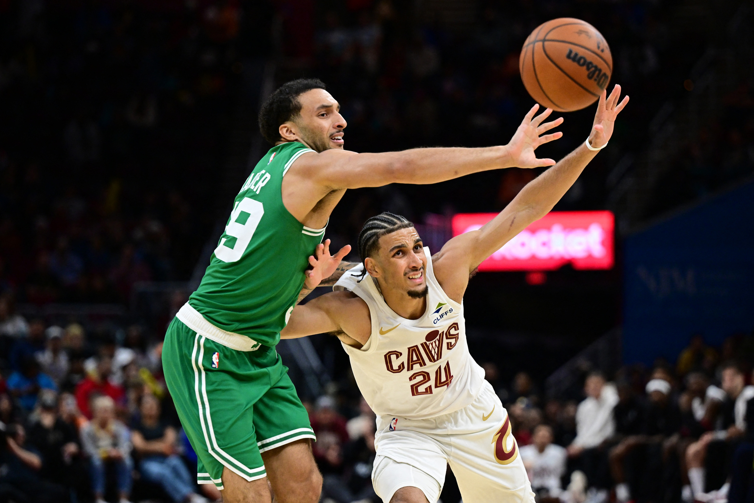 Celtics sign Devin Carter to two-way contract