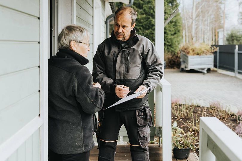 HMRC issues update on 'debt collector' visits to homes over pension tax ...