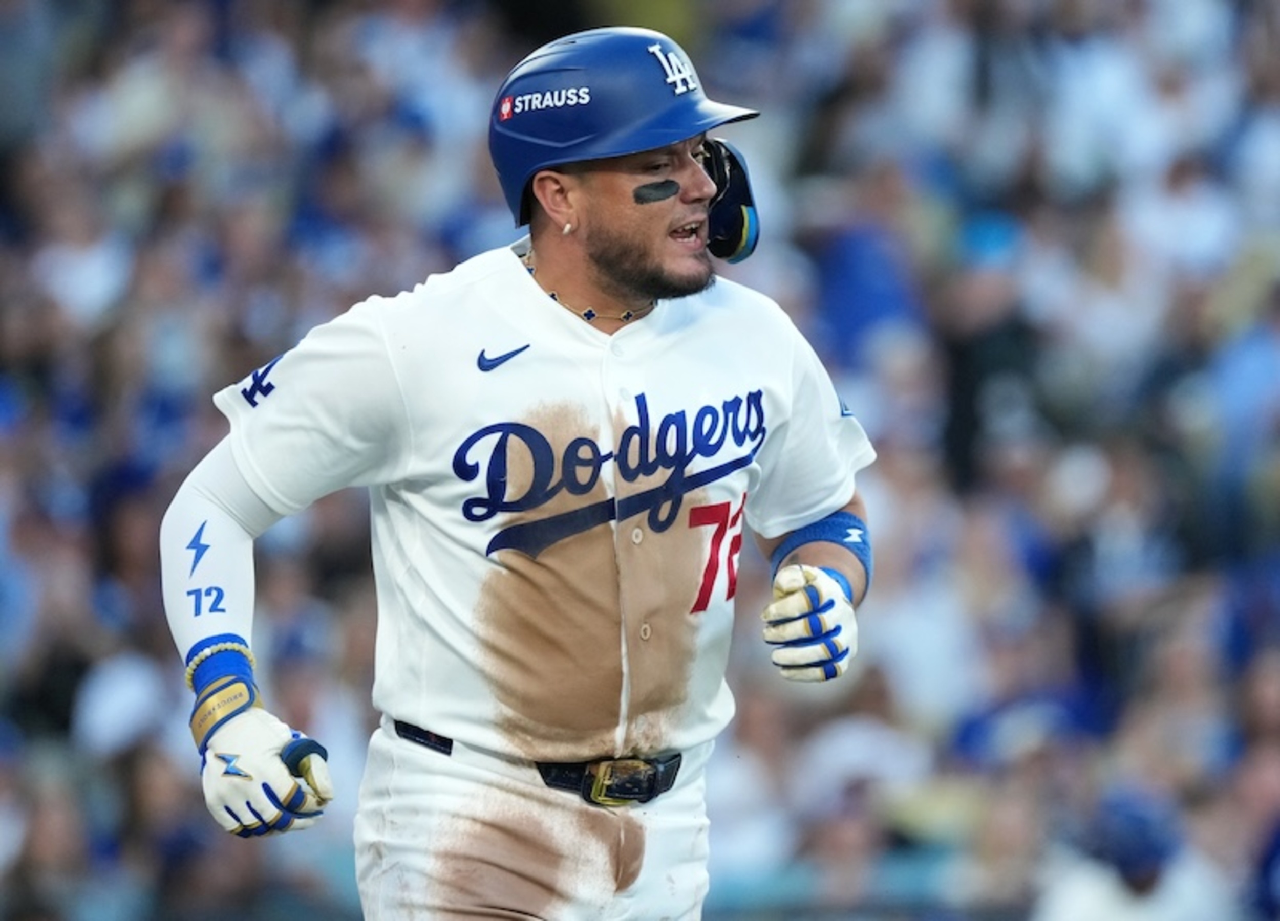Miguel Rojas Thanks Dodgers & Says Goodbye After Announcing Retirement
