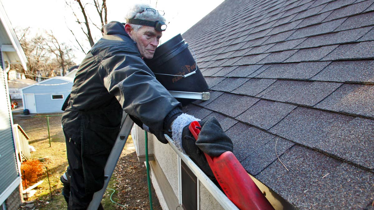A gutter pro shares the quick cleaning trick to try before fall storms